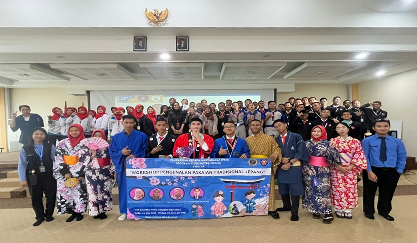 PKM "Workshop Pengenalan Pakaian Tradisional Jepang" di SMK Ananda Mitra Industri Deltamas Bekasi